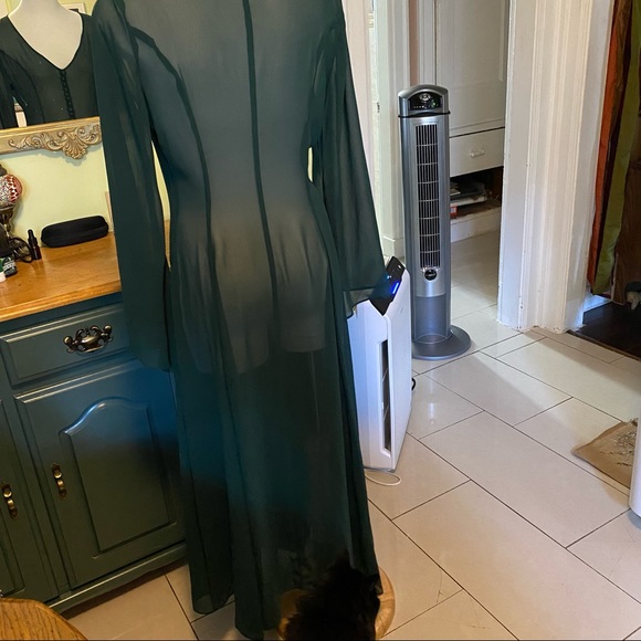 Emerald green sheer beach cover up. Size M. - Picture 3 of 10